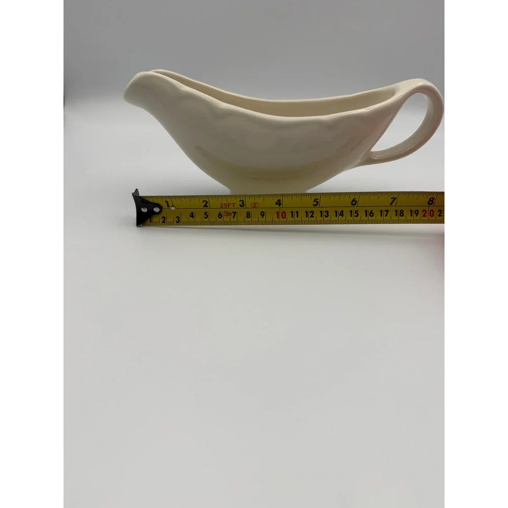 Vintage HLC USA Homer Laughlin Ivory Ceramic Gravy Boat Scalloped Rim Pedestal